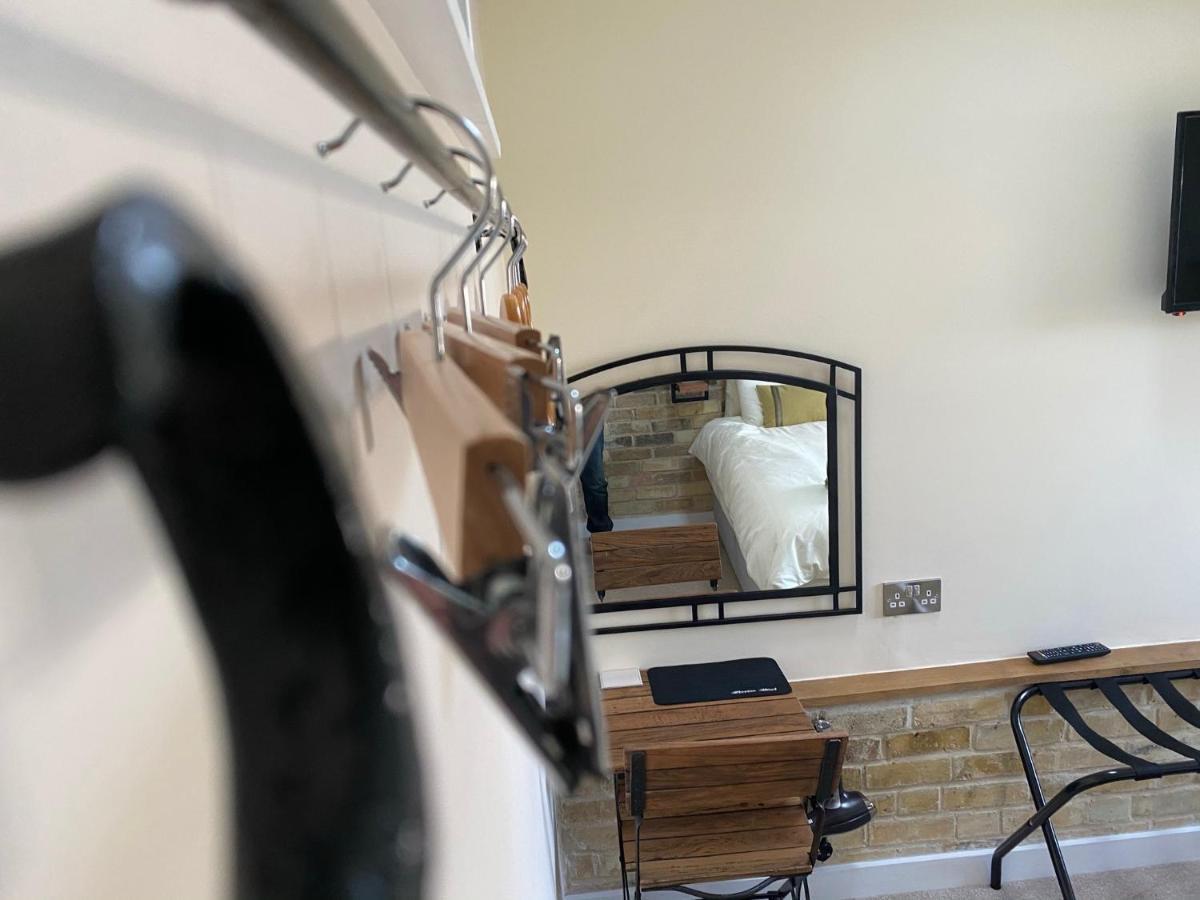 Top Tip Rooms Newmarket Newmarket  Luaran gambar