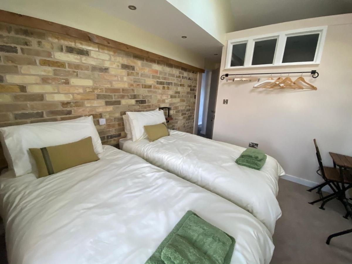 Top Tip Rooms Newmarket Newmarket  Luaran gambar